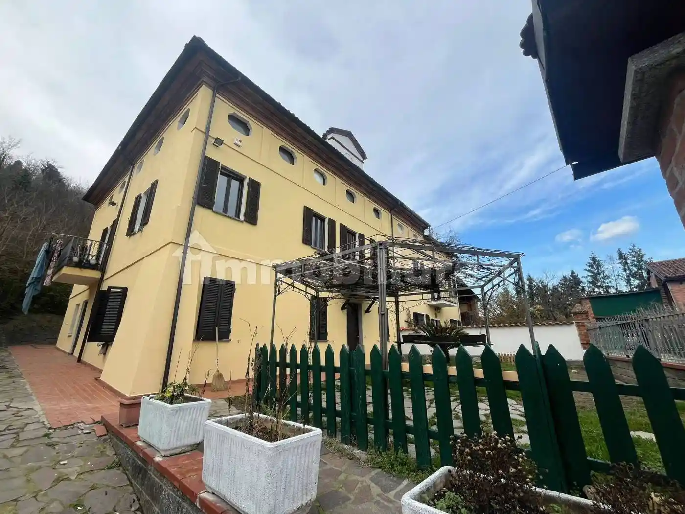 Rustico - Casale in vendita a Montecastello