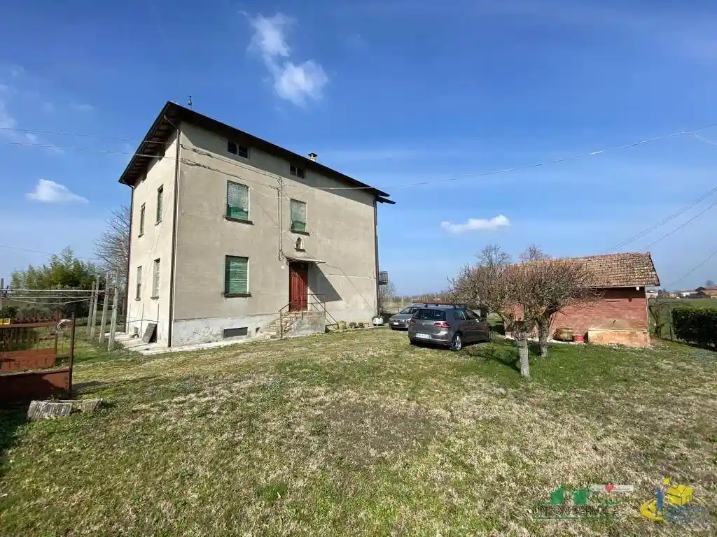 Villa in vendita a Noceto