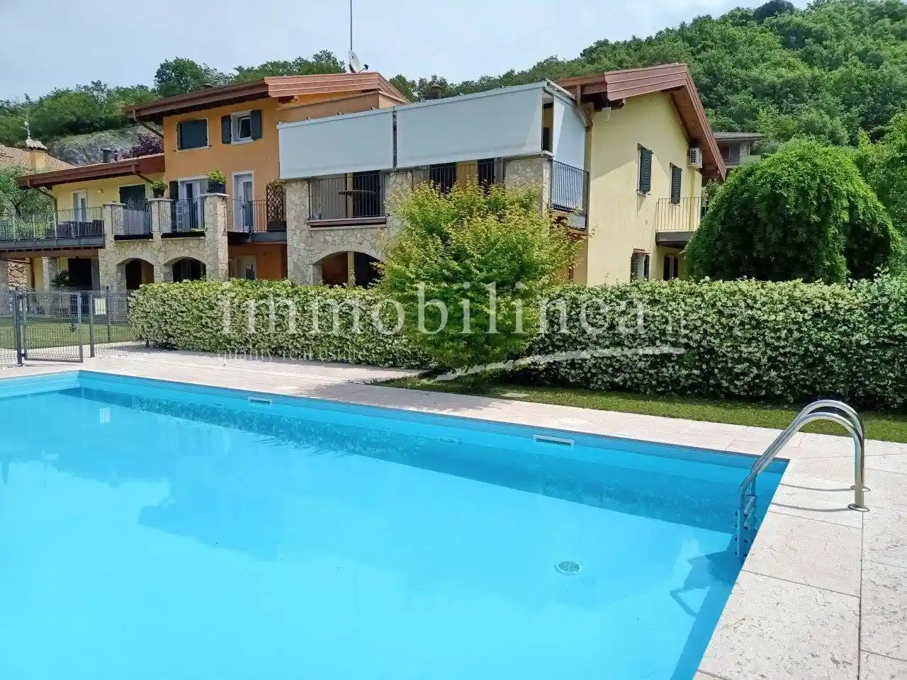 Appartamento in vendita a Torri del Benaco