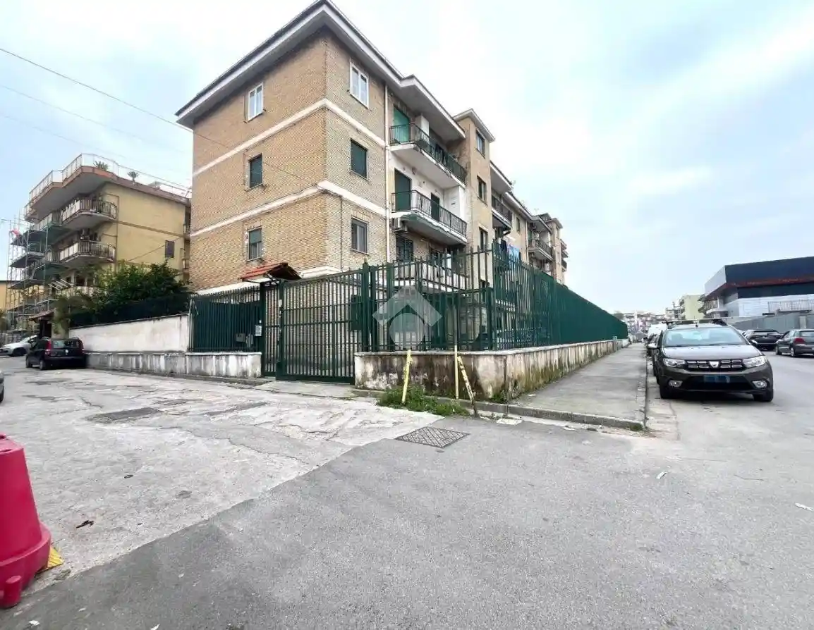 Appartamento in vendita a Napoli