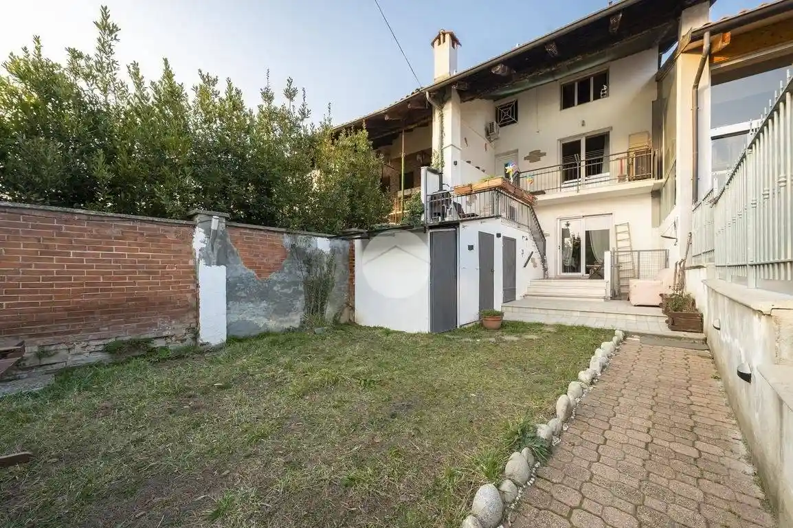 Casa indipendente in vendita a Rivoli