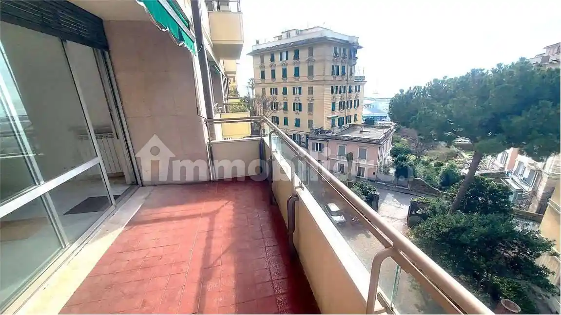 Appartamento in vendita a Genova