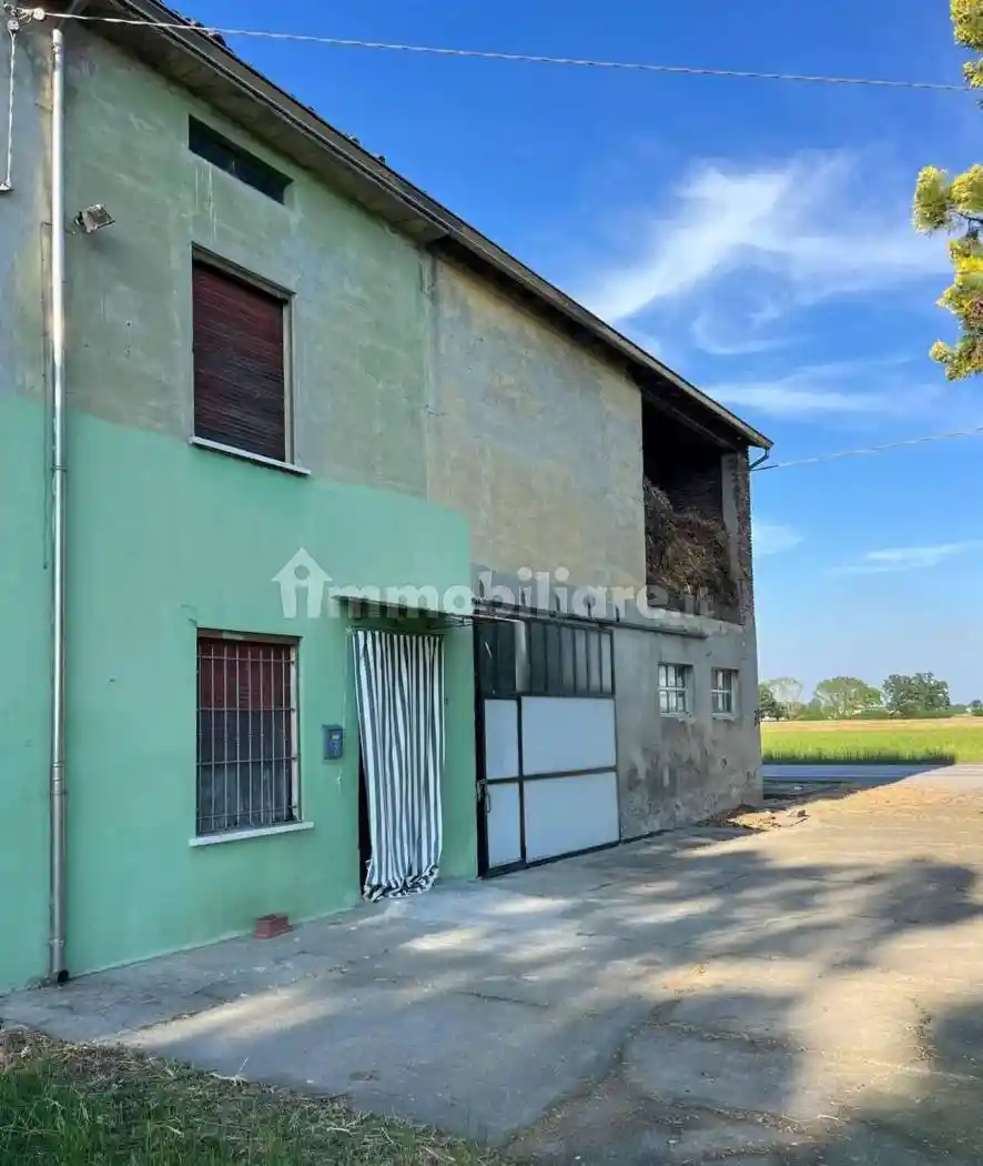 Villa in vendita a Roccabianca