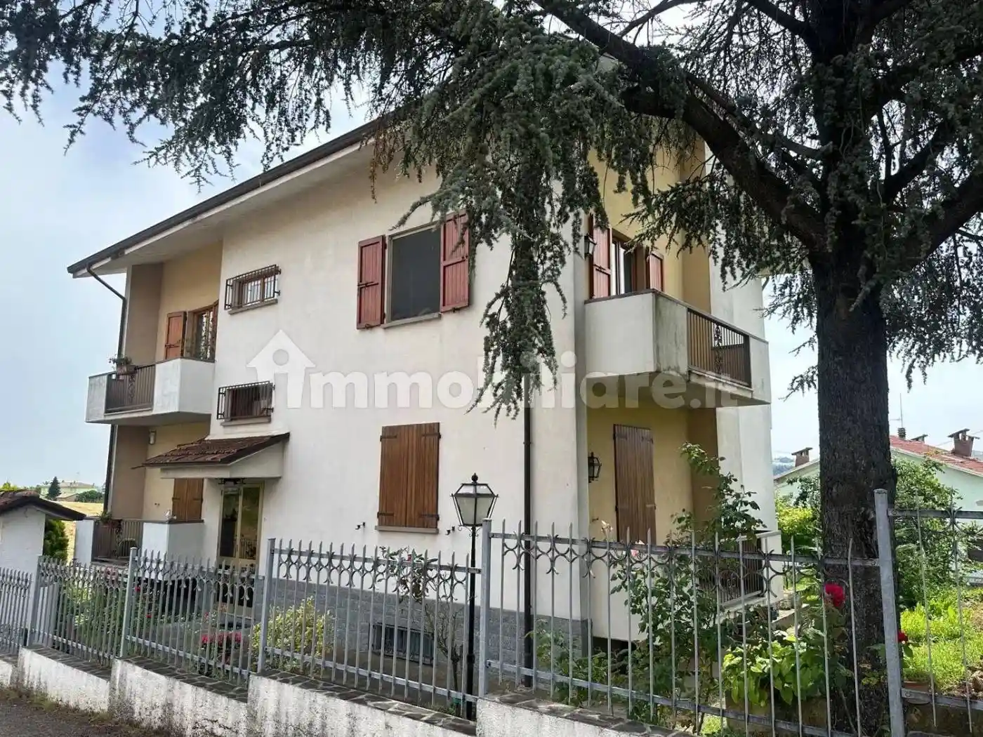 Villa in vendita a Medesano