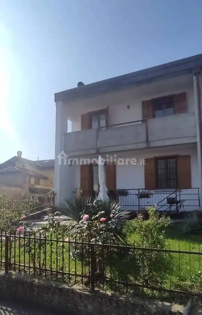 Villa in vendita a Fidenza