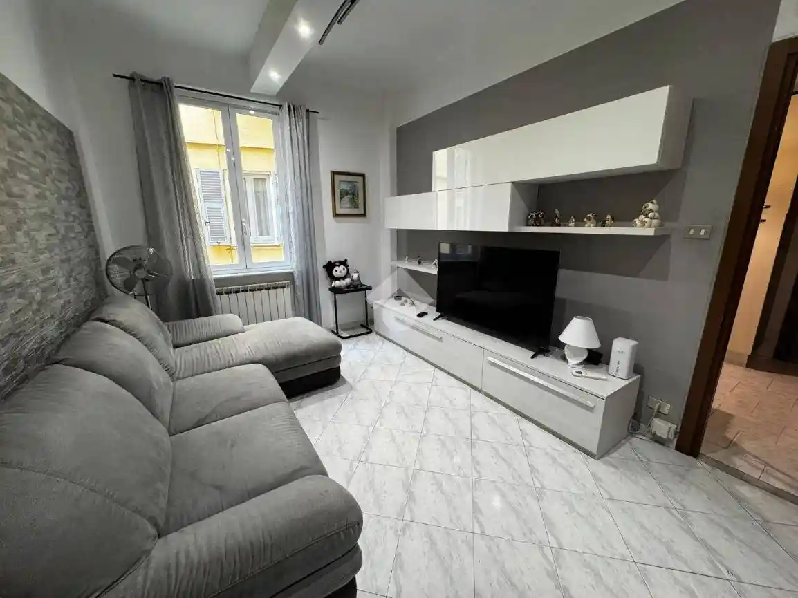 Appartamento in vendita a Genova