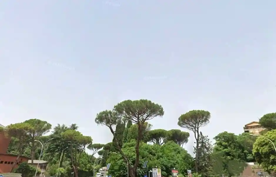 Palazzo - Edificio in vendita a Roma