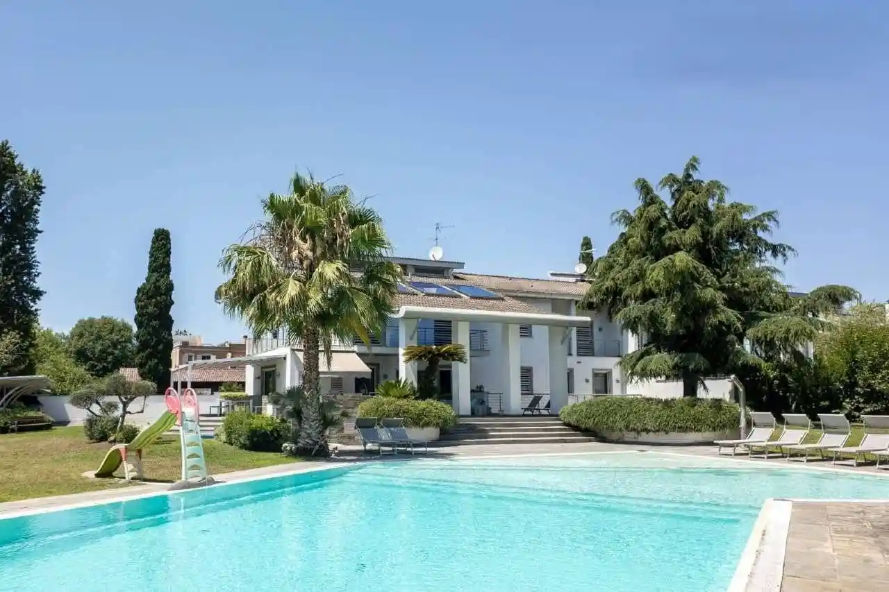 Villa in vendita a Roma