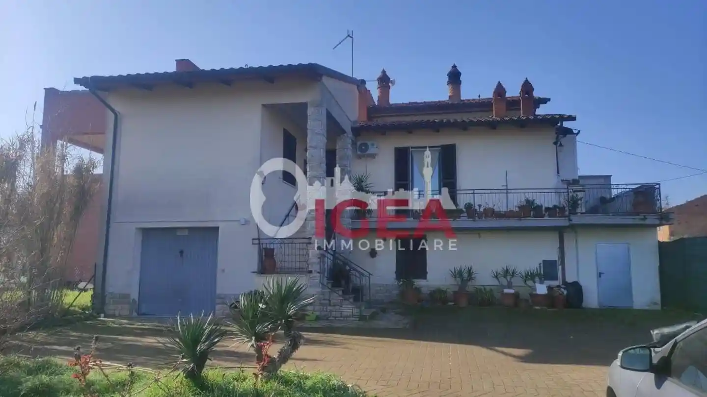 Appartamento in vendita a Torrita di Siena