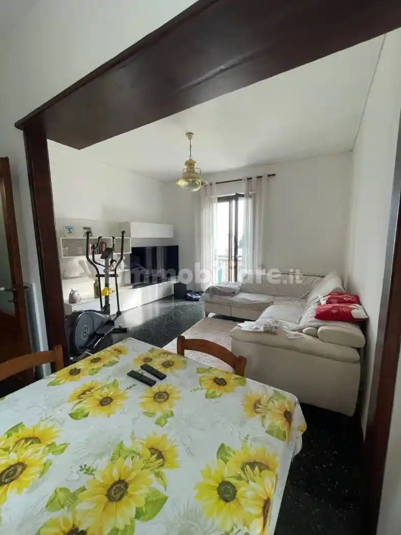 Appartamento in vendita a Genova