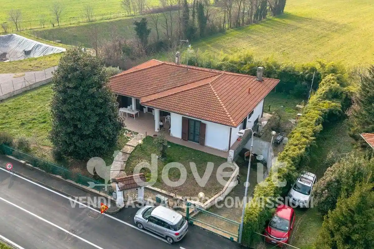 Casa indipendente in vendita a Pozzo d'Adda
