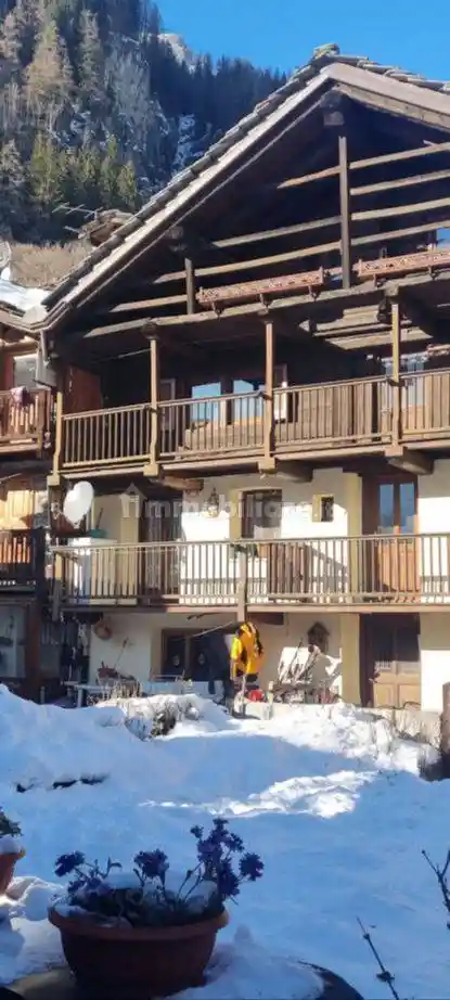 Appartamento in vendita a Gressoney-Saint-Jean
