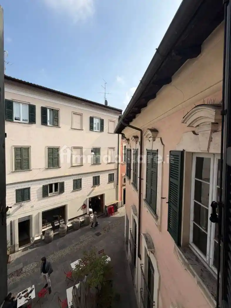 Appartamento in affitto a Varese