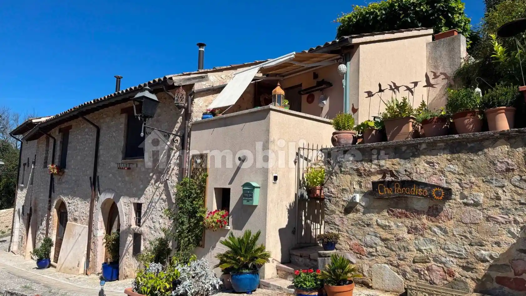 Rustico - Casale in vendita a Vallo di Nera