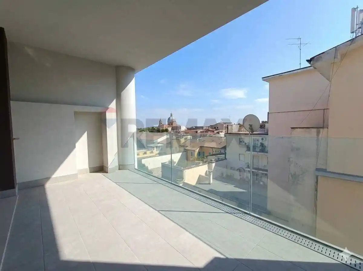 Appartamento in vendita a Villafranca di Verona