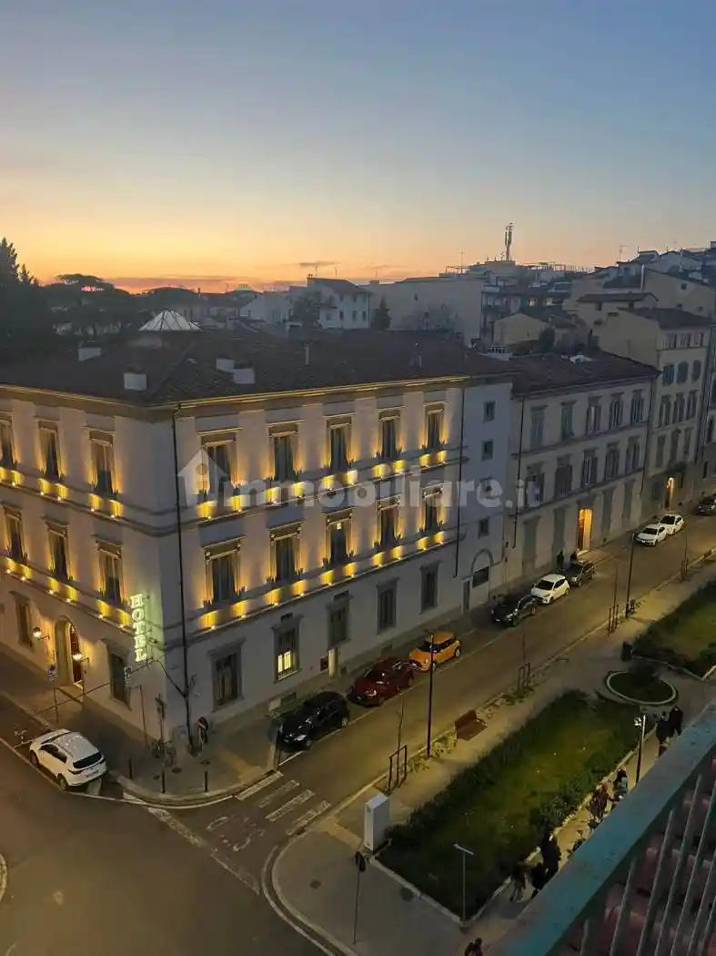 Appartamento in vendita a Firenze