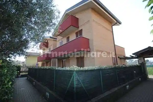 Appartamento in vendita a Lomazzo