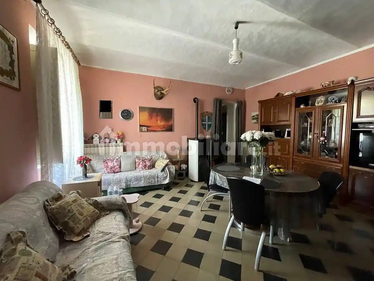 Appartamento in vendita a Canelli