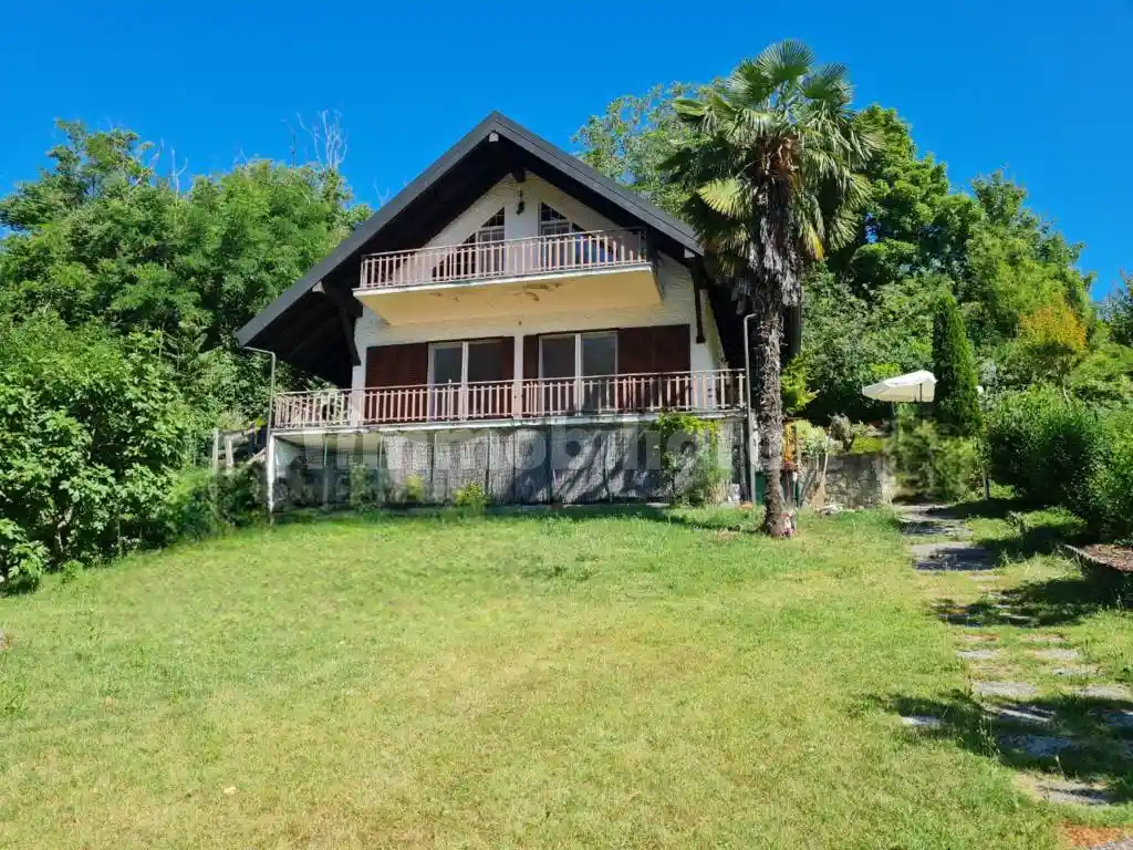 Villa in vendita a Alta Val Tidone