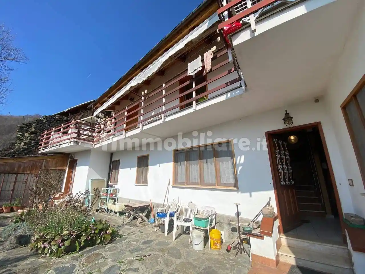 Casa indipendente in vendita a Pinasca