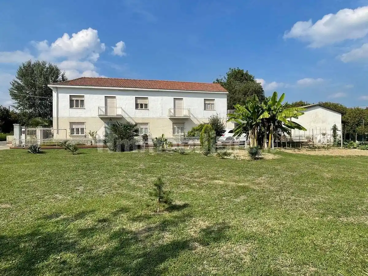 Rustico - Casale in vendita a Calosso