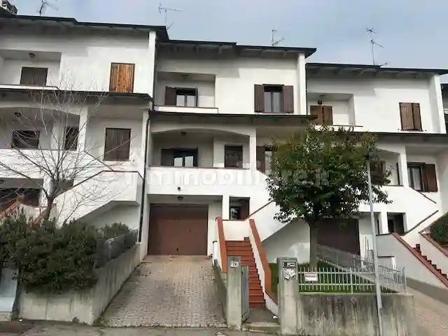 Villetta a schiera - foto 2