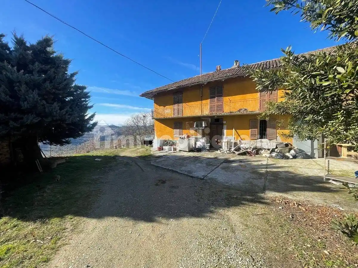 Rustico - Casale in vendita a Cossano Belbo