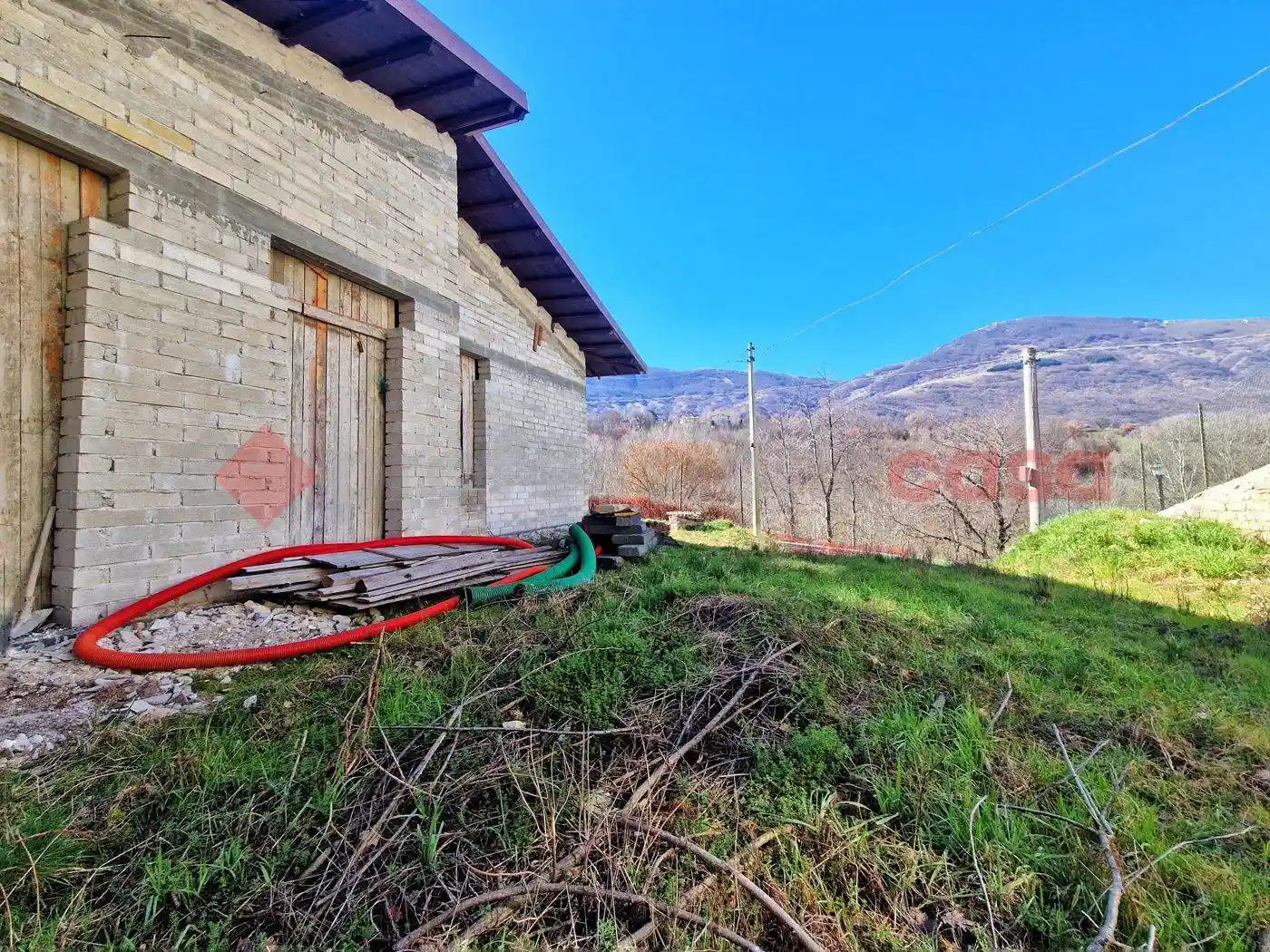 Villa in vendita a Tornimparte