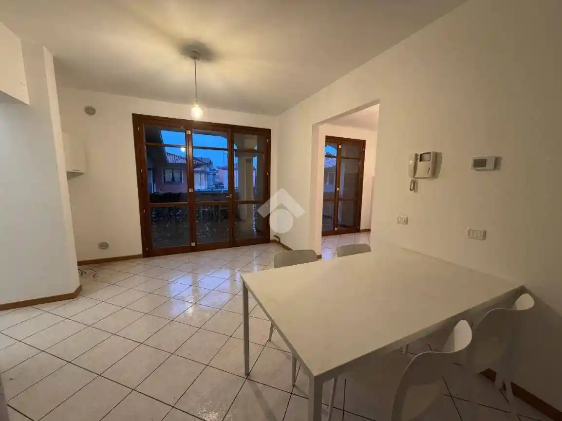 Appartamento in vendita a Osio Sopra