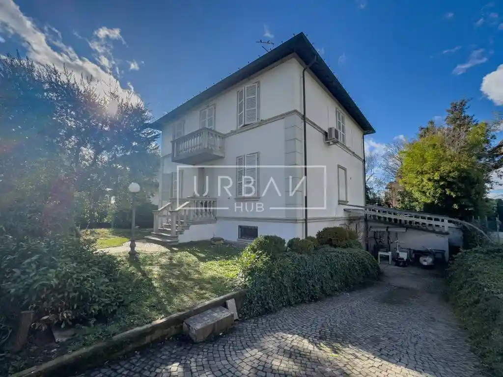 Casa indipendente in vendita a Forlì