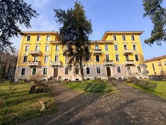 Appartamento in vendita a Parma