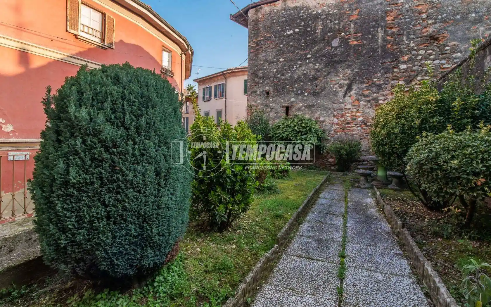 Appartamento in vendita a Guanzate