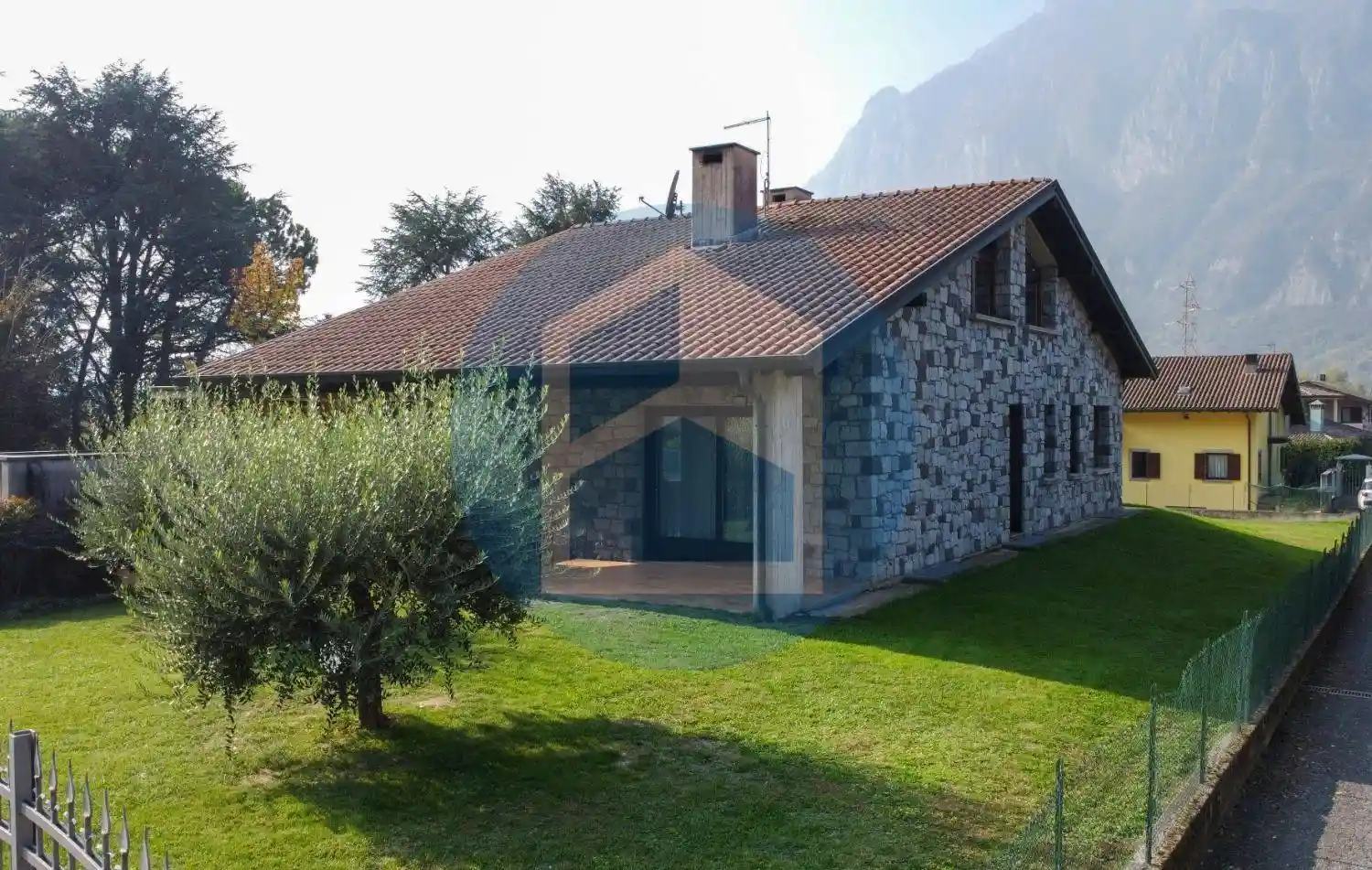 Villa in vendita a Esine