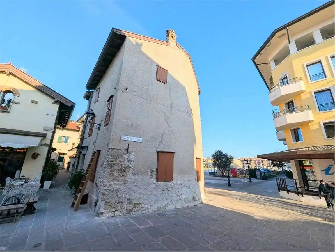 Appartamento in vendita a Grado