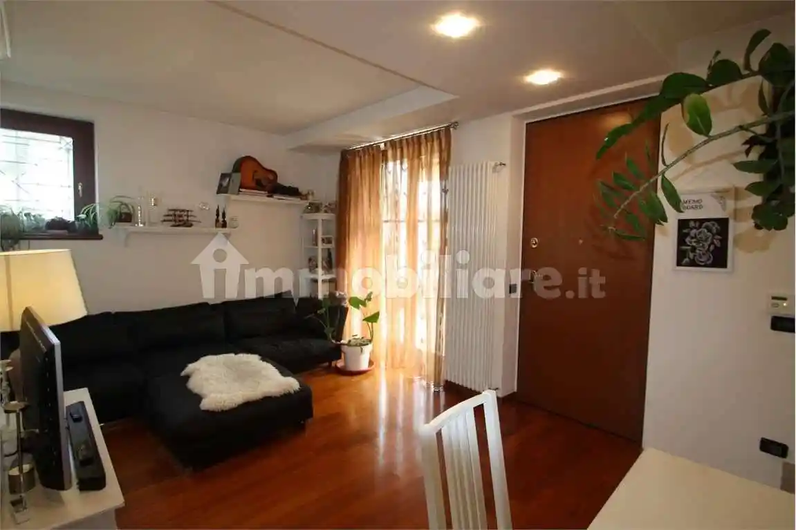 Villa in vendita a Brembate di Sopra