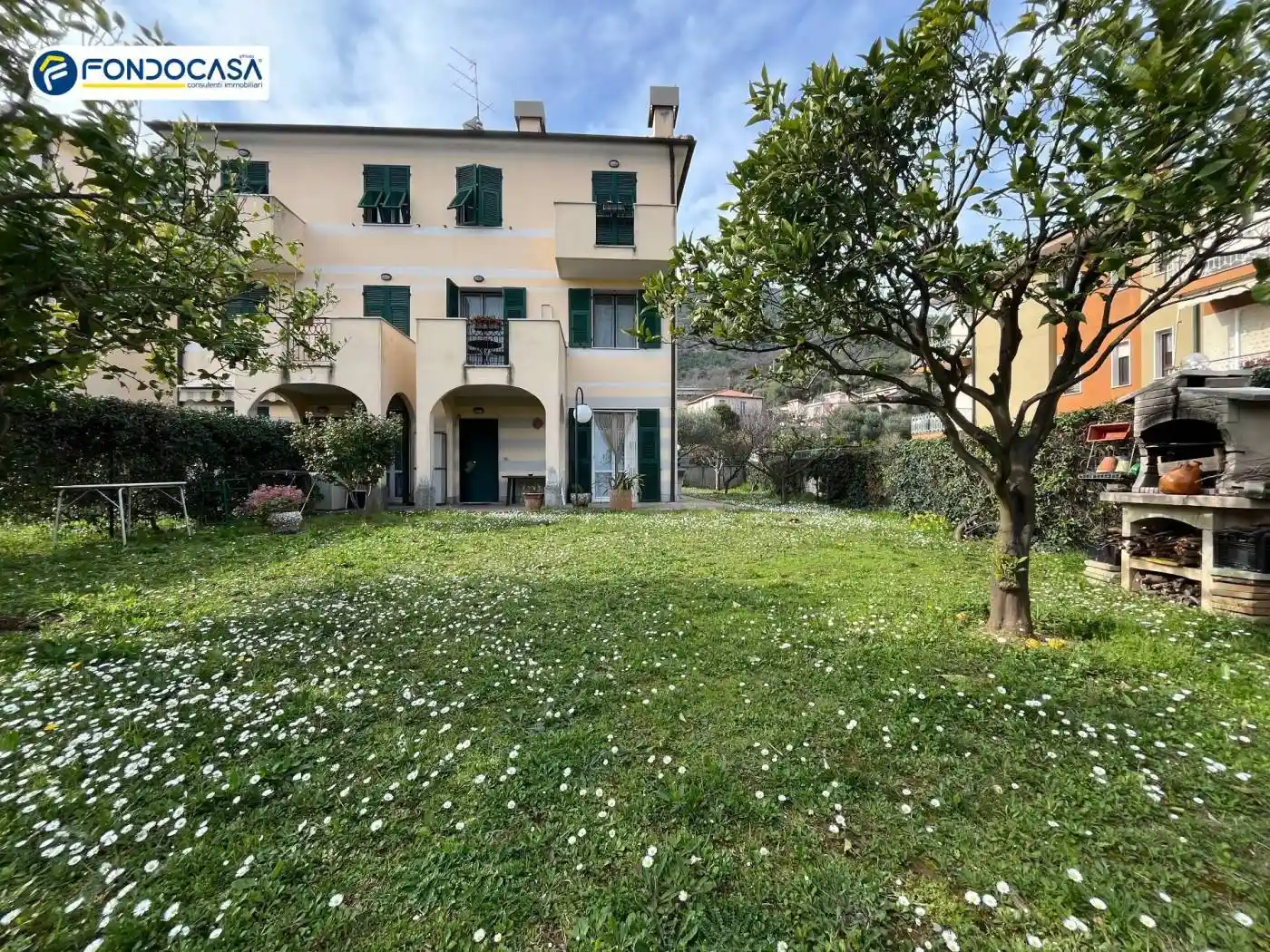 Appartamento in vendita a Borghetto Santo Spirito