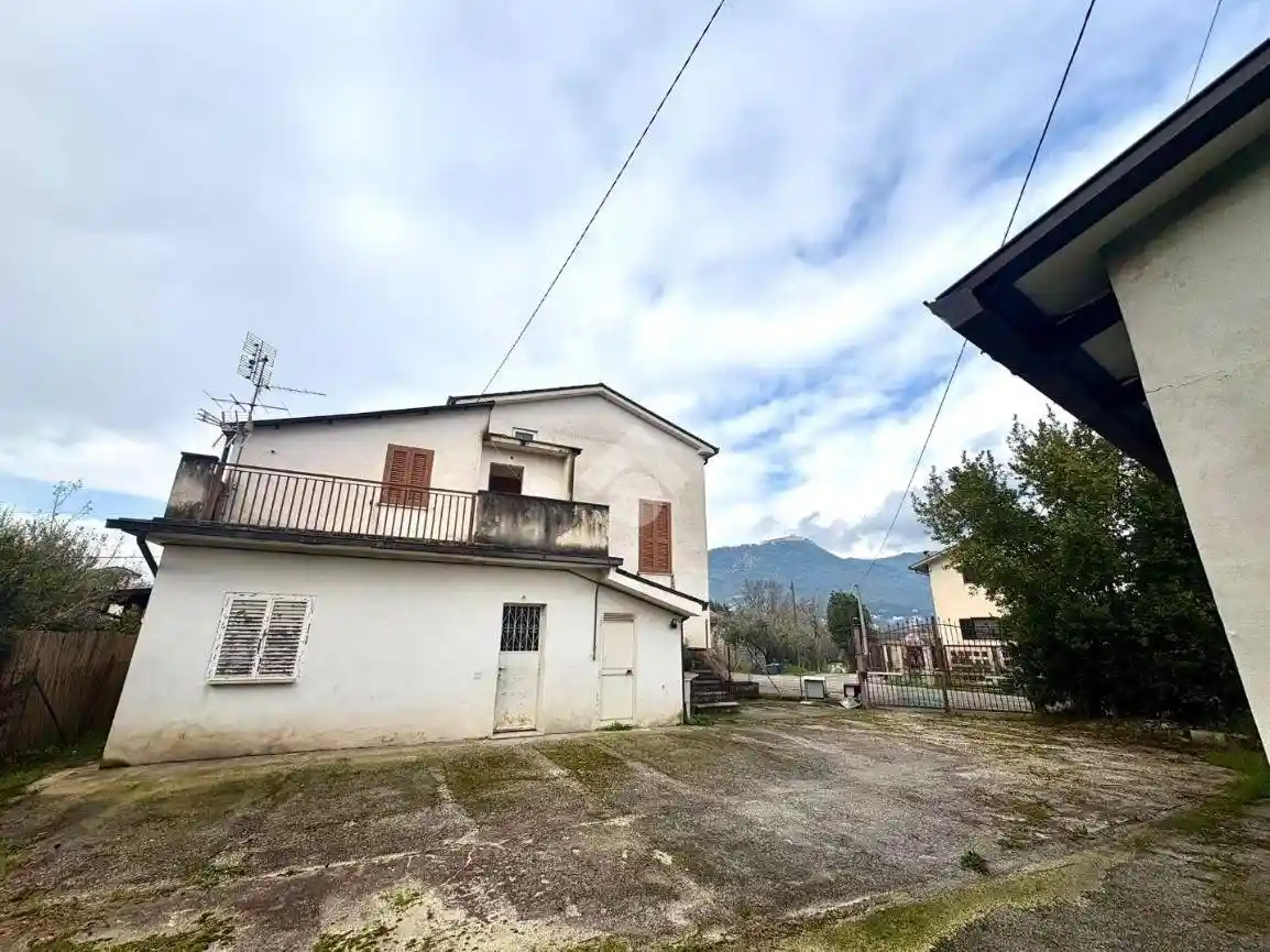 Casa indipendente in vendita a Cassino