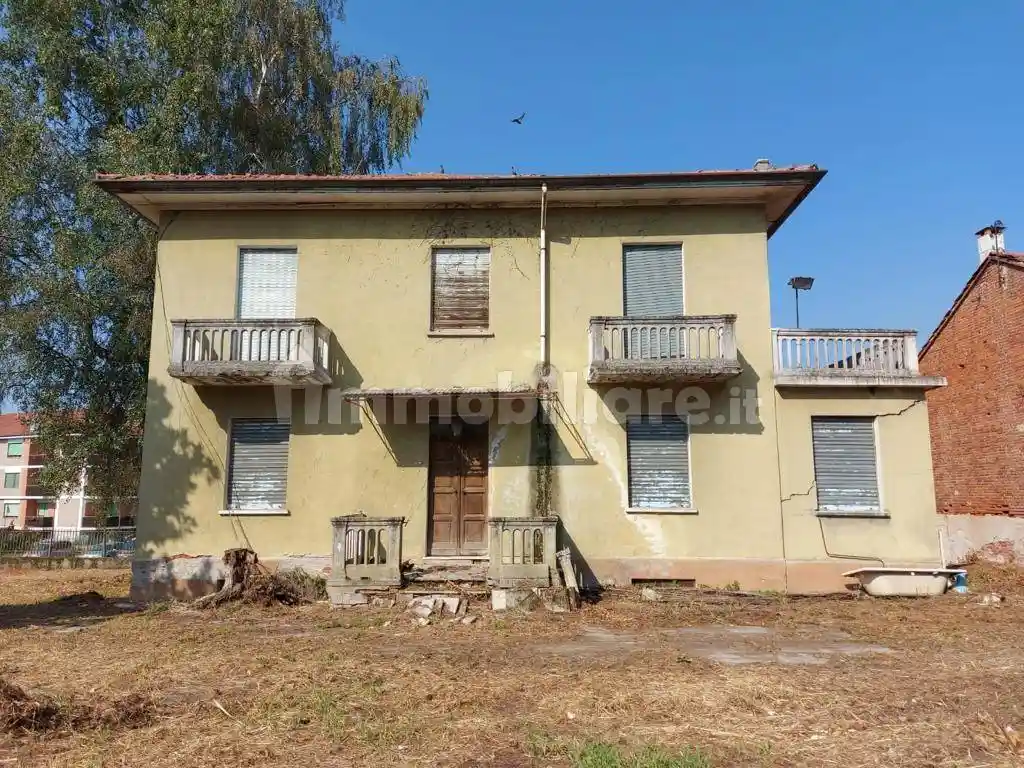 Villa in vendita a Santena