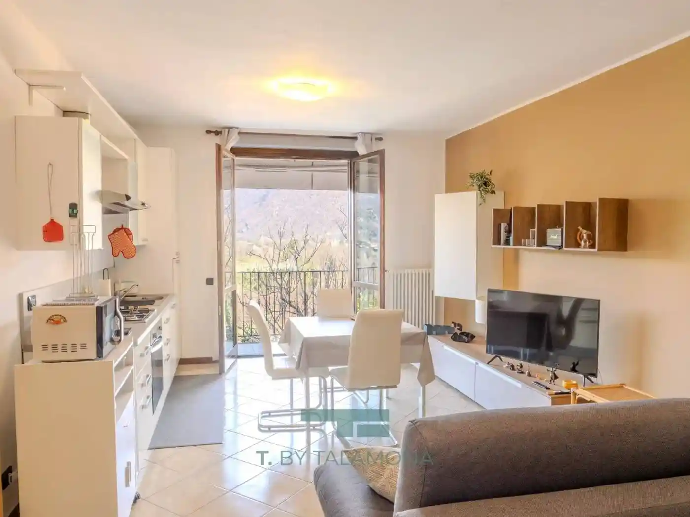 Appartamento in vendita a Gemonio