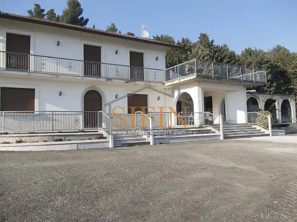 Villa in vendita a Melito Irpino