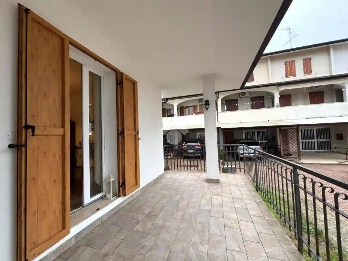 Villetta a schiera - foto 2