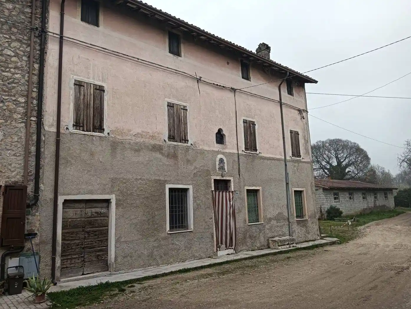 Rustico - Casale in vendita a Monzambano