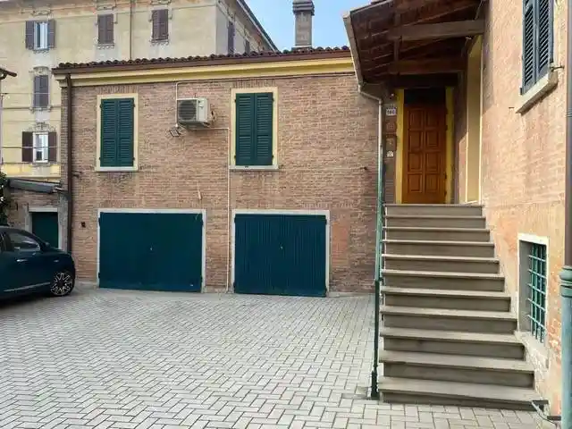 Appartamento in vendita a Modena