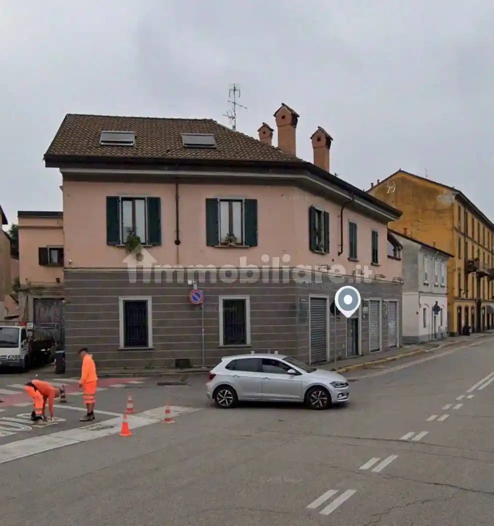 Palazzo - Edificio in vendita a Monza