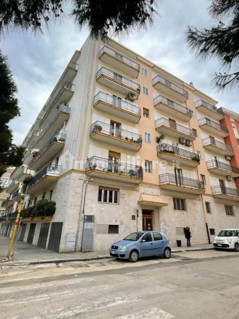 Appartamento in vendita a Mola di Bari