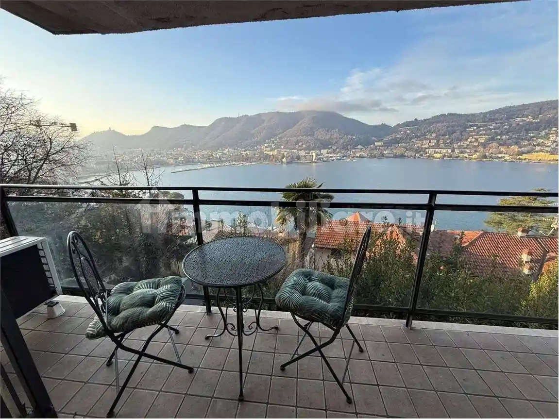Appartamento in affitto a Como