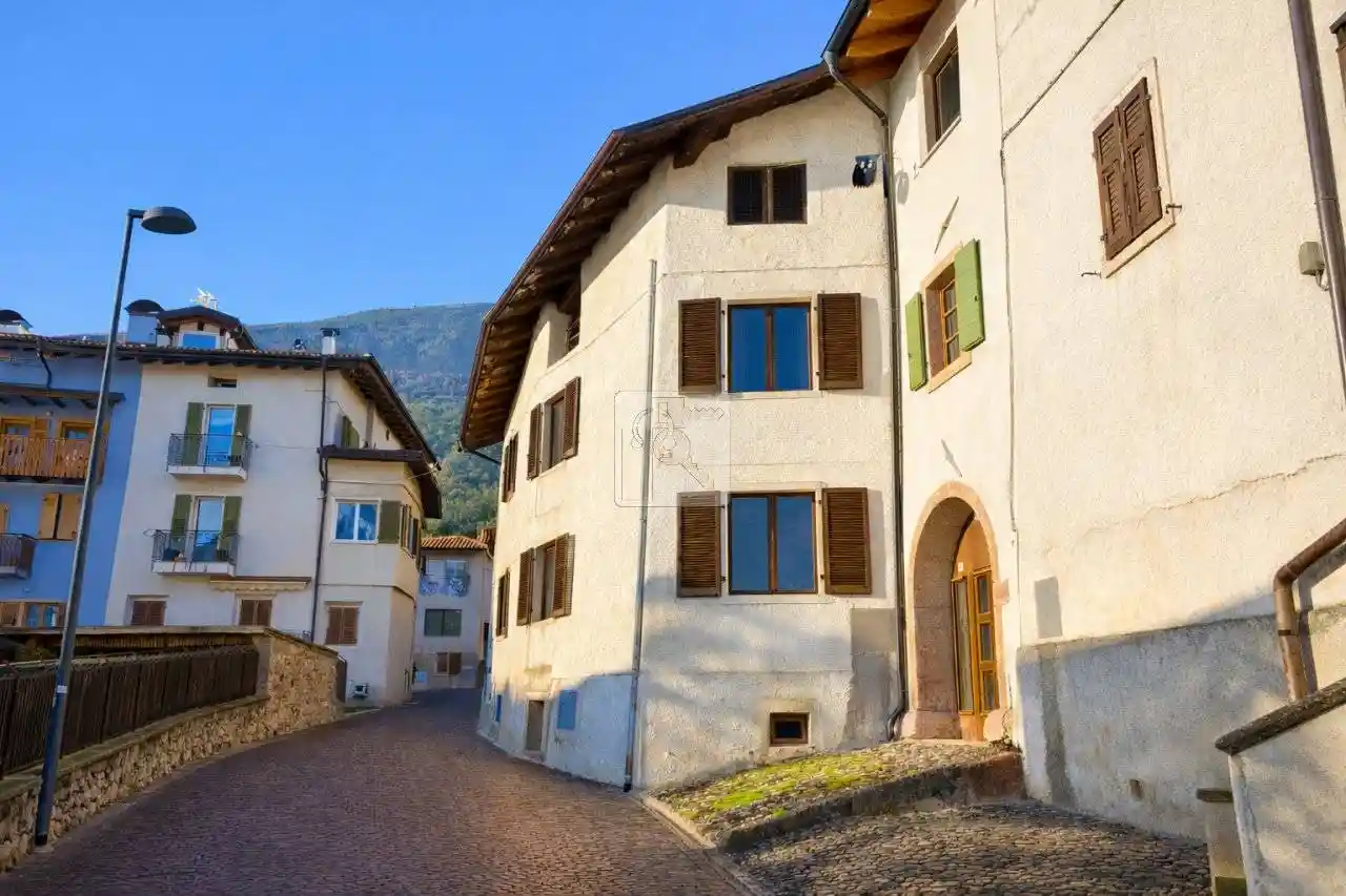 Casa indipendente in vendita a Madruzzo