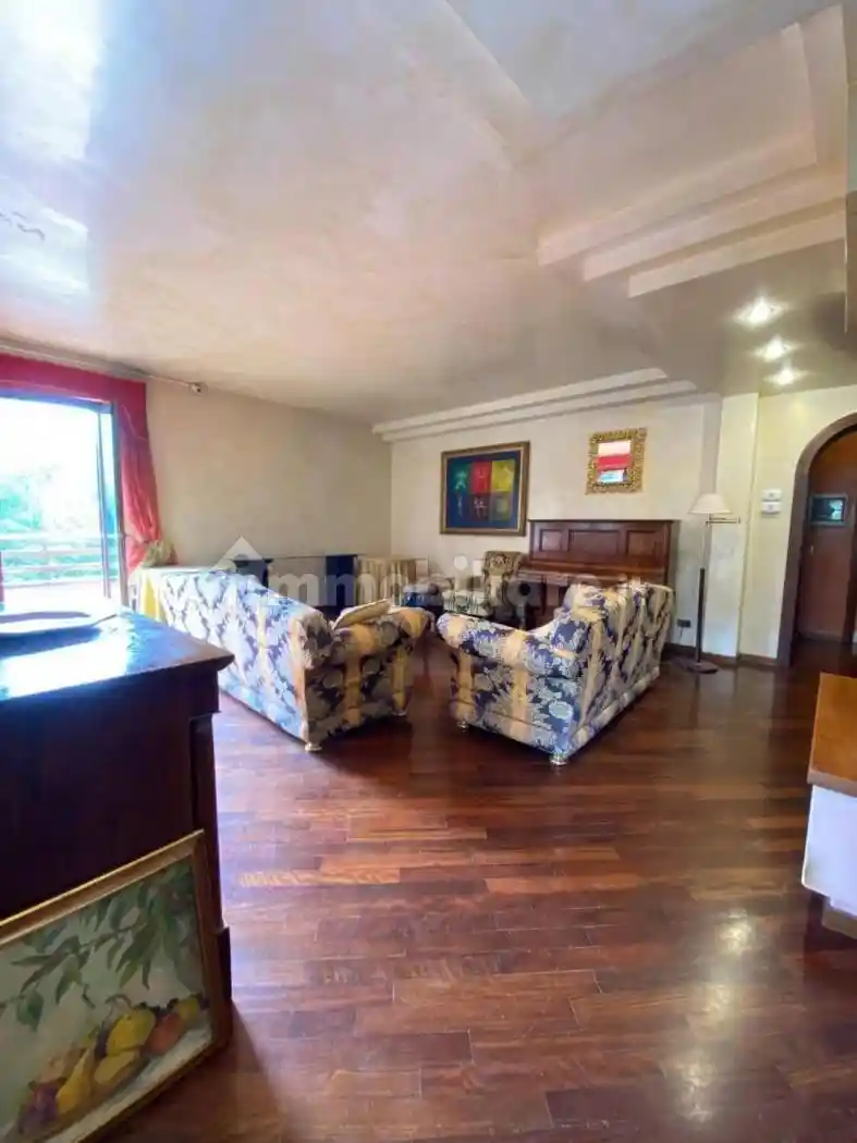 Villetta a schiera in vendita a Prato