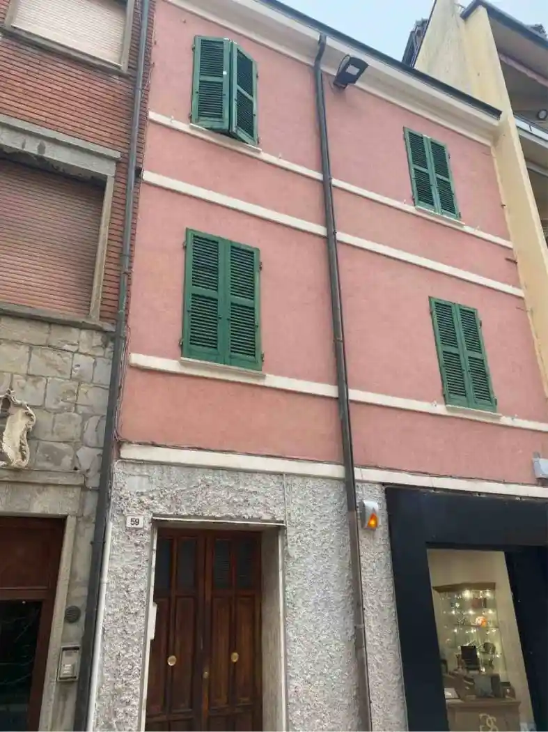 Casa indipendente in vendita a Cesena