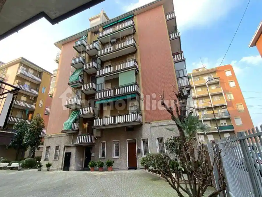 Appartamento in vendita a Cologno Monzese